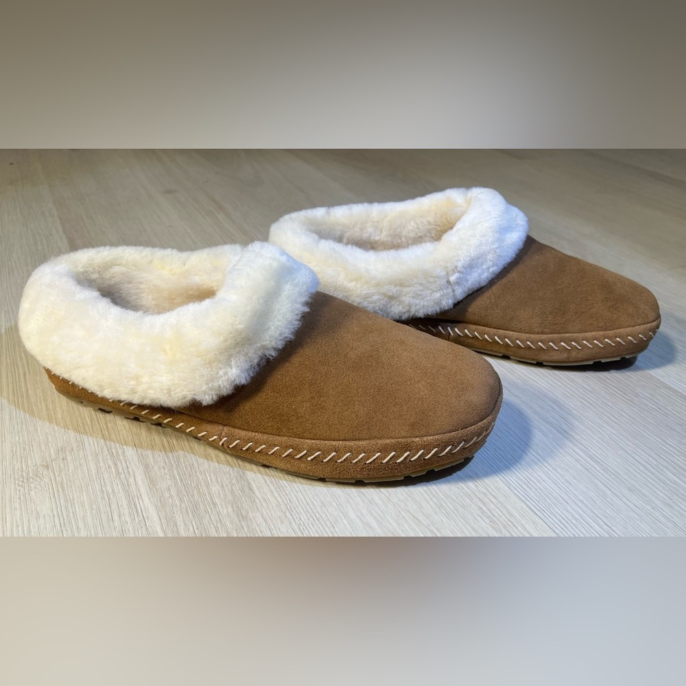 L.L Bean Wicked Good Slippers (Size11)
